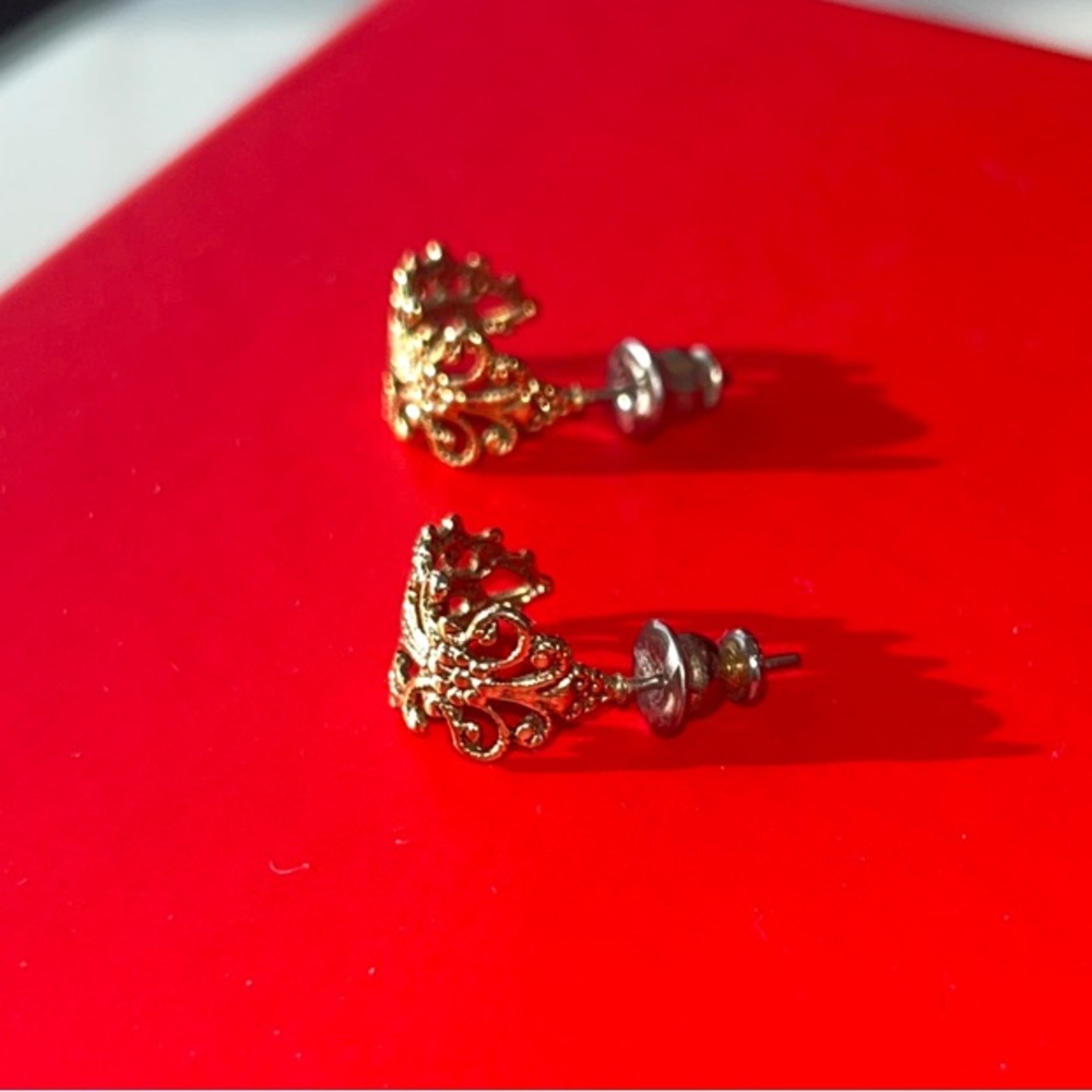 Elegant Gold-Tone Cluster Earrings, vintage, 90’s - Picture 2 of 5